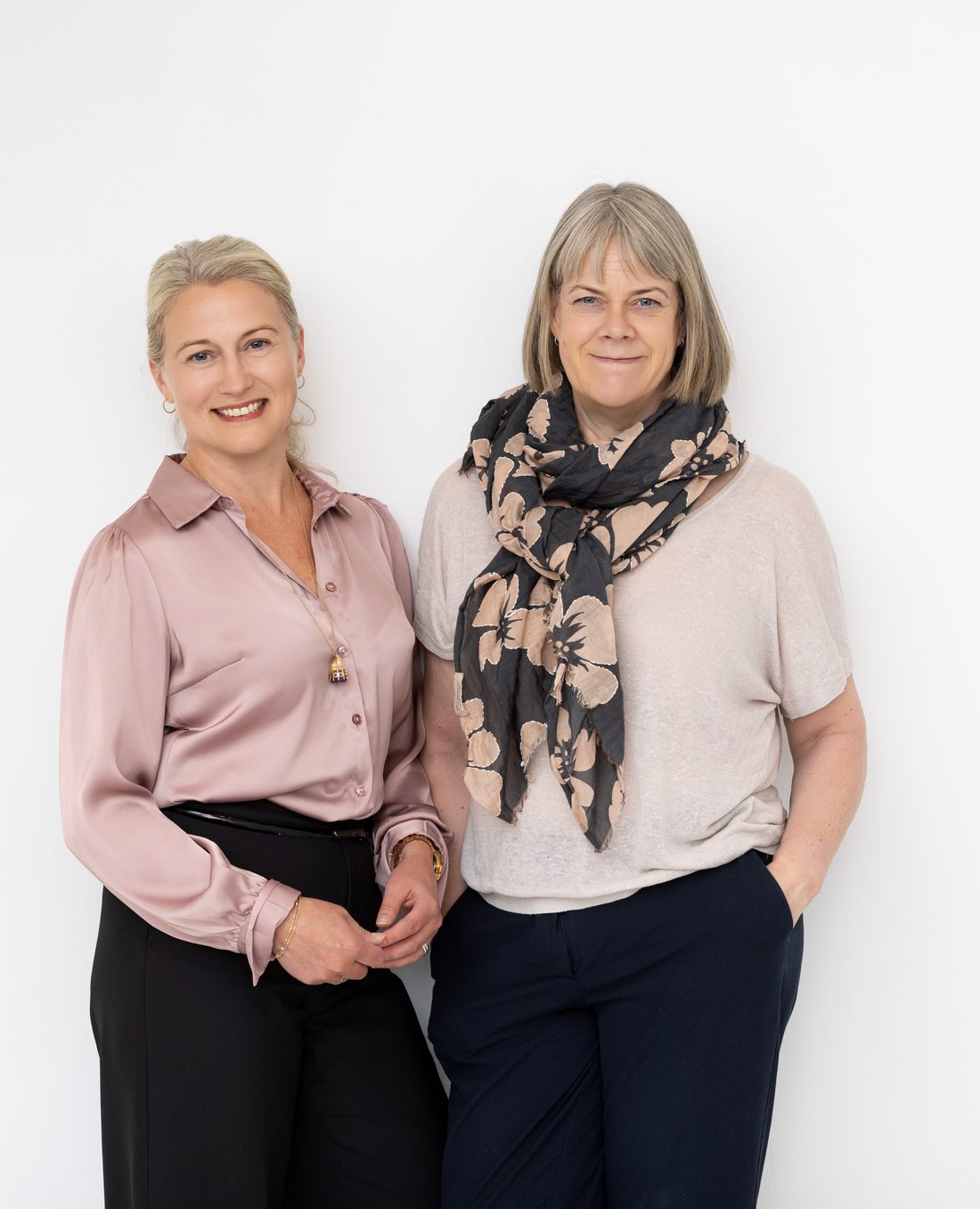Hanne S. Gjetmundsen og Anna Brown i KLART Regnskap, regnskapsbyrå i Arendal og Oslo